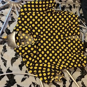 Forever 21 smiley button up crop top.